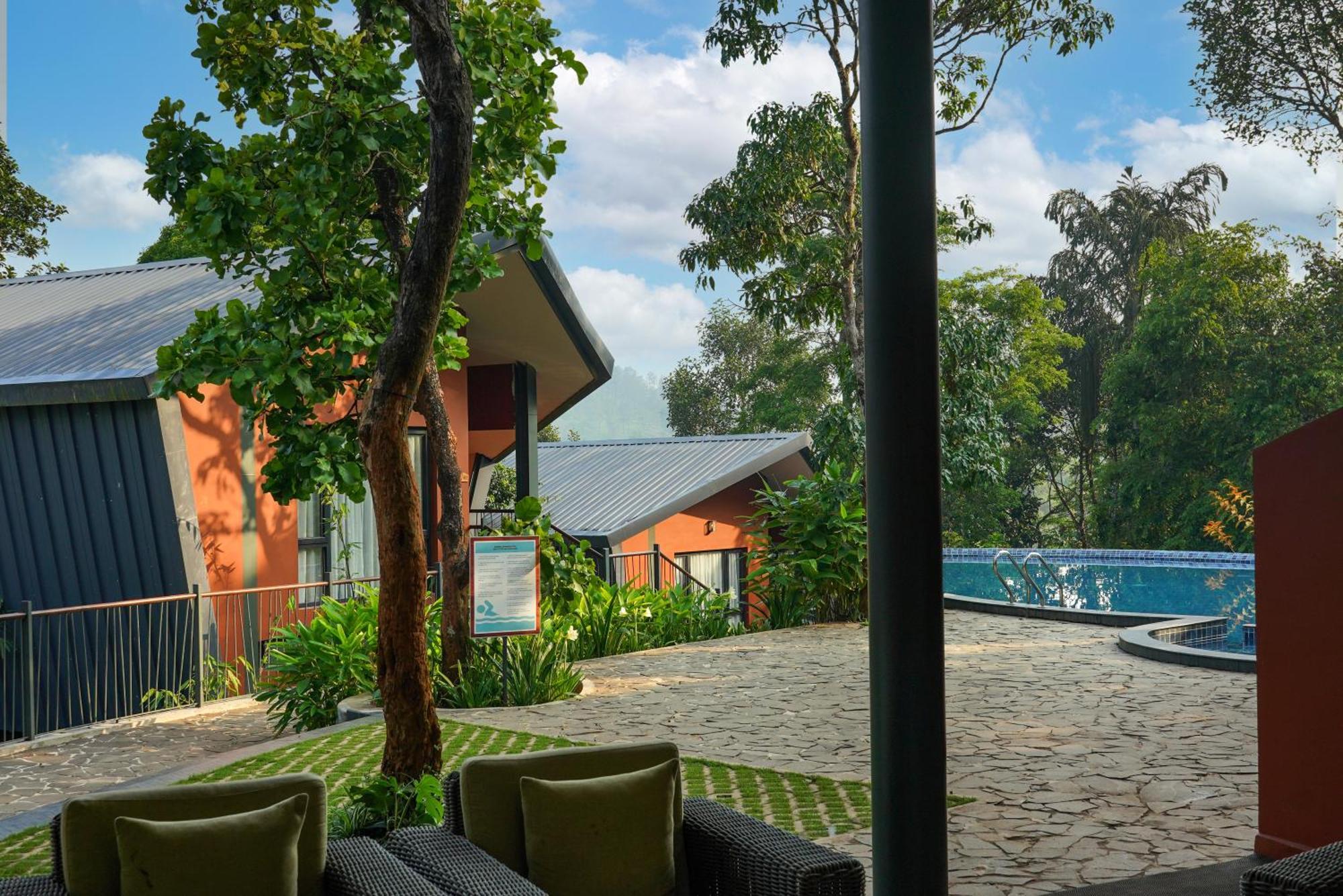 Vyna Hillock Resort And Spa 维特利 外观 照片