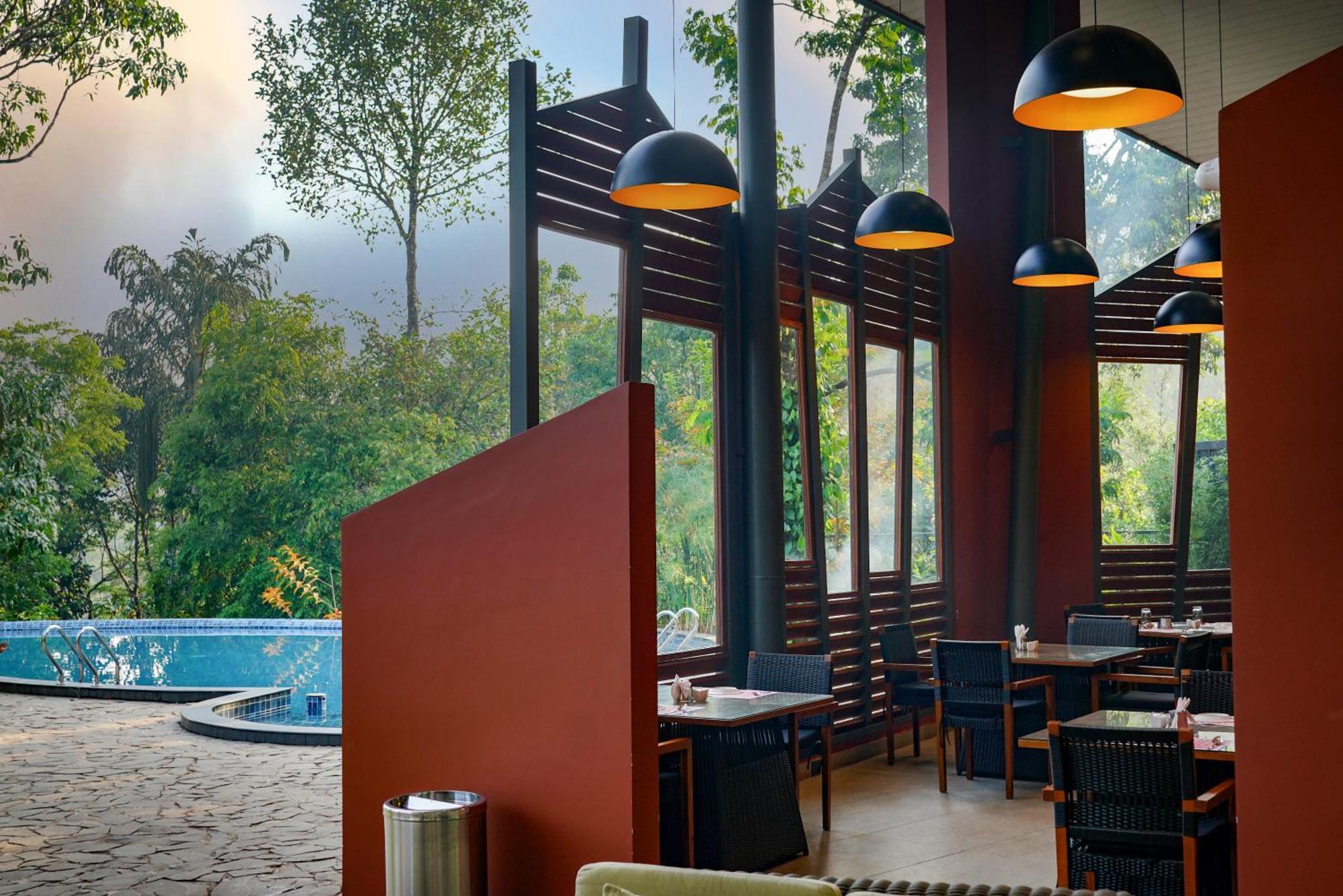 Vyna Hillock Resort And Spa 维特利 外观 照片