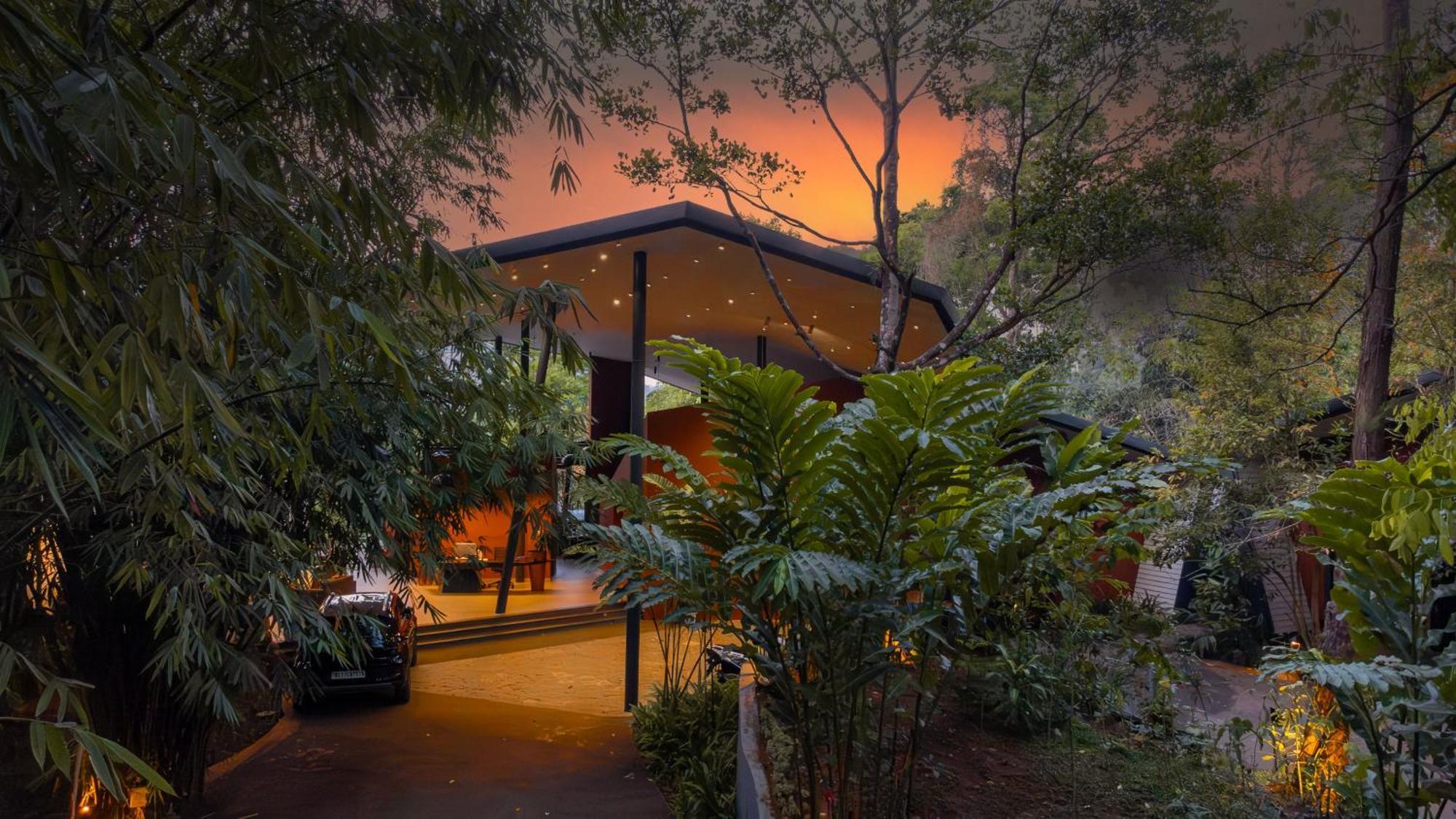 Vyna Hillock Resort And Spa 维特利 外观 照片